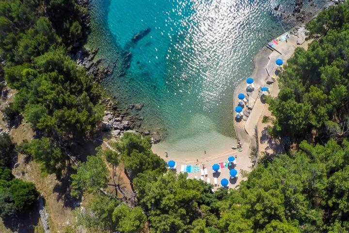 Una Sole Nerezine Buitenkant foto